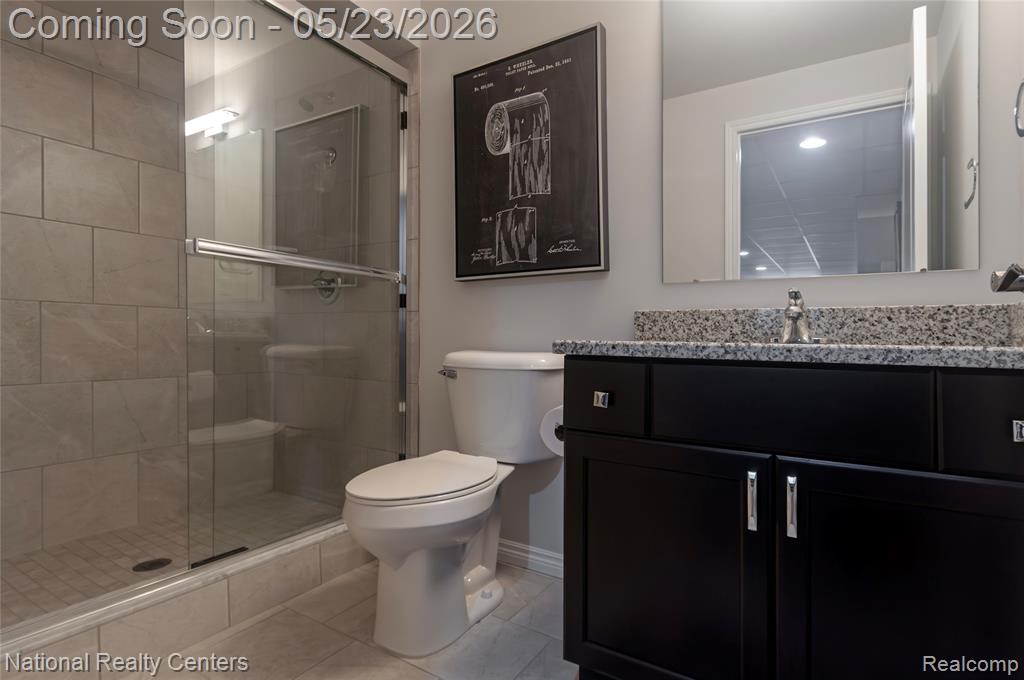 21826 Hanover Drive, Macomb, MI 48042 — Photo 31
