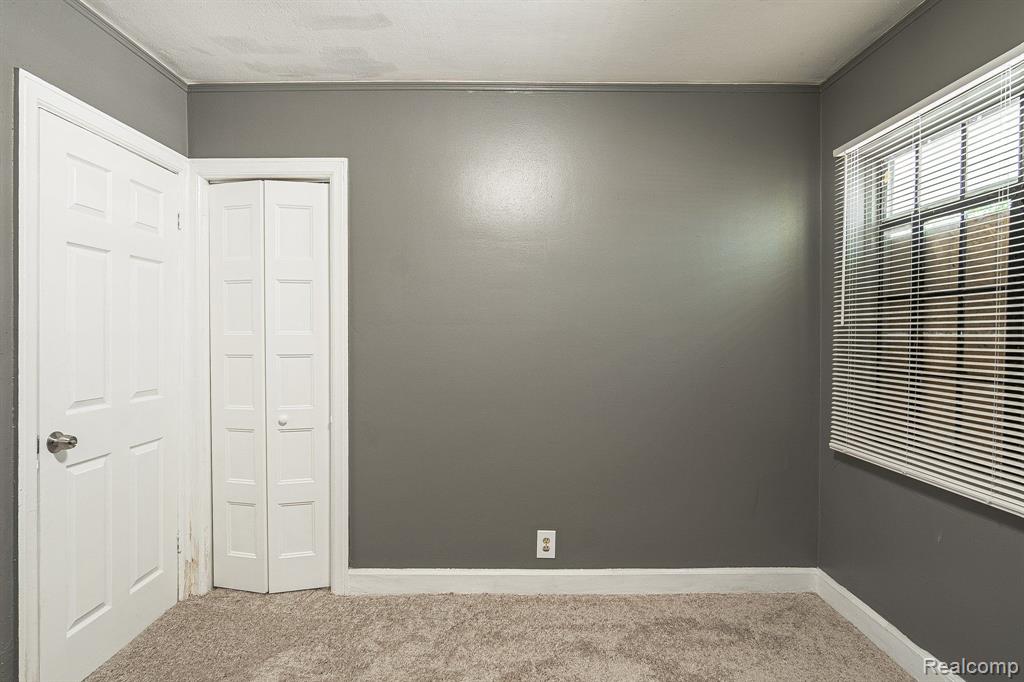 9938 WHITCOMB Street, Detroit, MI 48227 — Photo 18