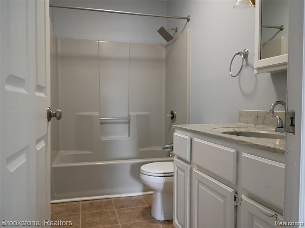 510 Pleasant Street, 4, Charlotte, MI 48813 — Photo 10