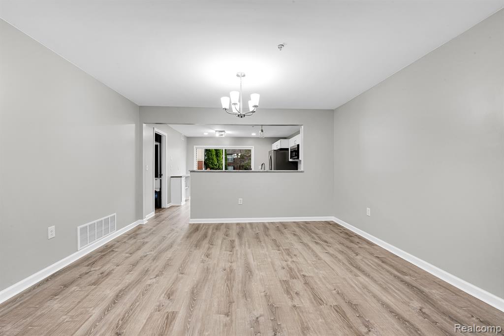 28243 CARLTON WAY Drive, 37, Novi, MI 48377 — Photo 6