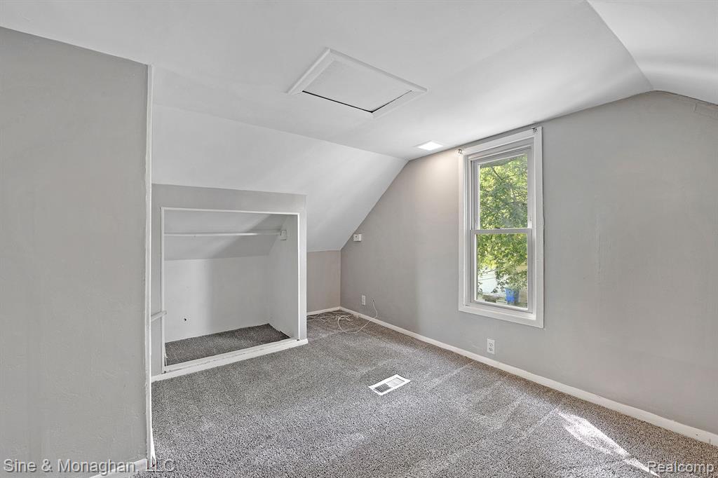 8436 CHAPP Avenue, Warren, MI 48089 — Photo 14