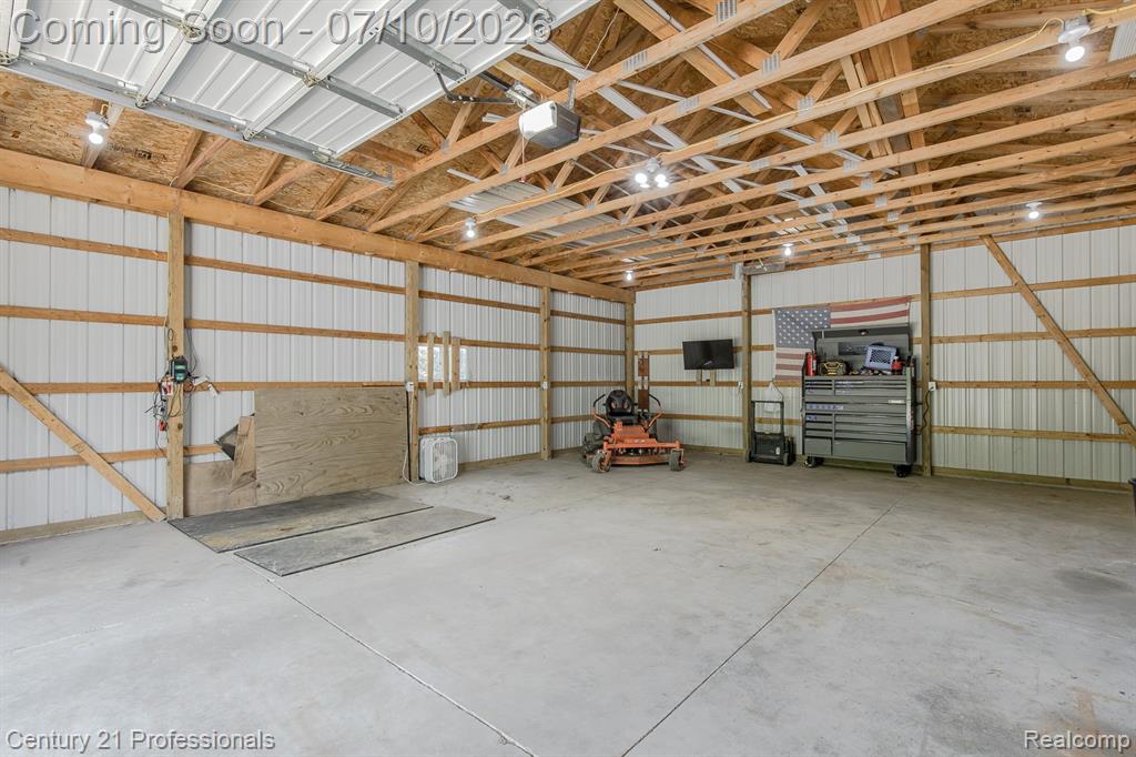 1790 Kent Road, Ortonville, MI 48462 — Photo 36