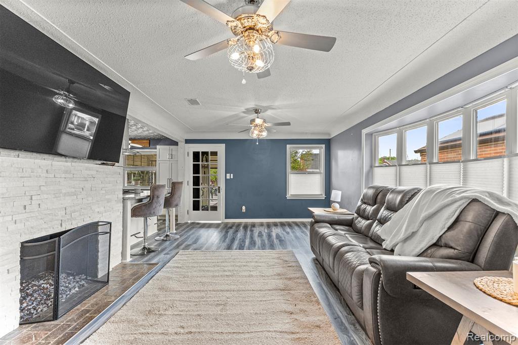 6549 Shenandoah Avenue, Allen Park, MI 48101 — Photo 9