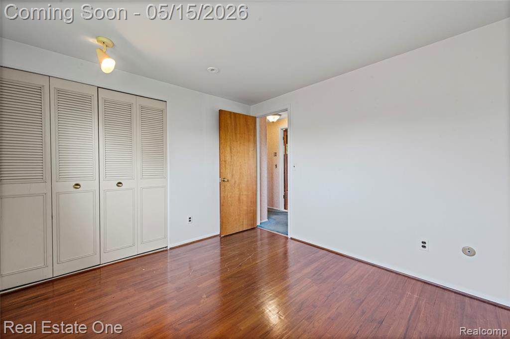 1348 N Charlesworth Street, Dearborn Heights, MI 48127 — Photo 24