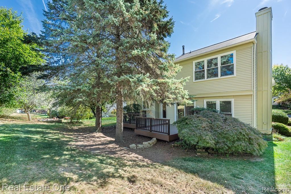 619 Whitney Drive, Rochester Hills, MI 48307 — Photo 4