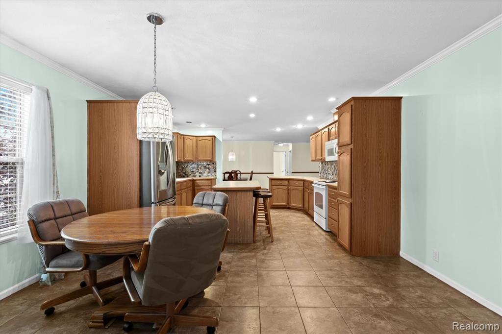 11078 Wood Run Circle, South Lyon, MI 48178 — Photo 11