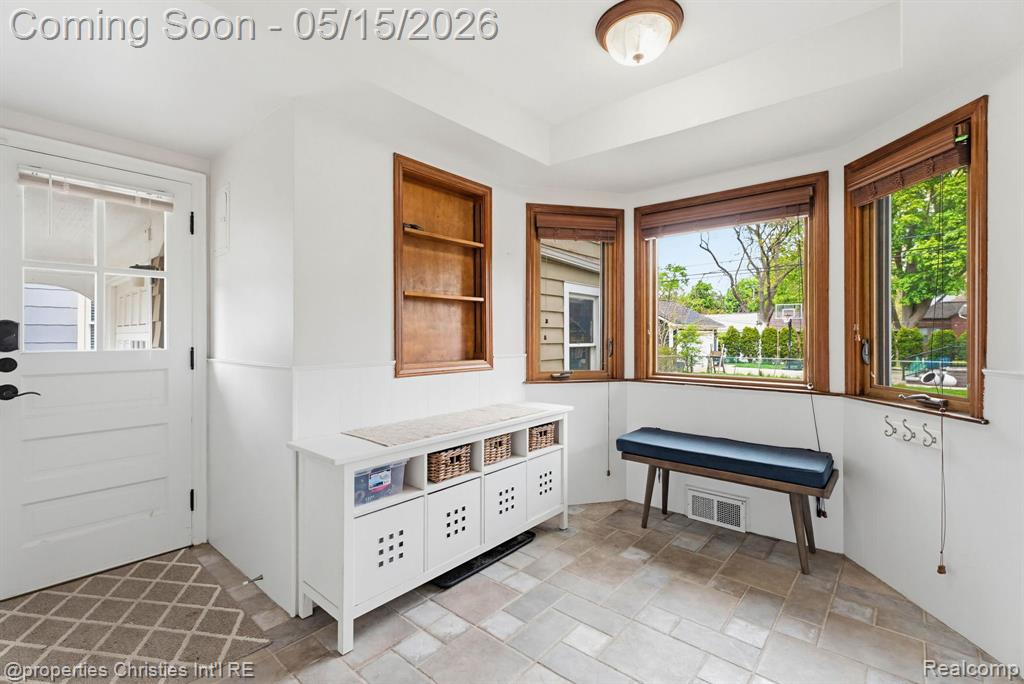 919 E Lincoln Avenue, Royal Oak, MI 48067 — Photo 15