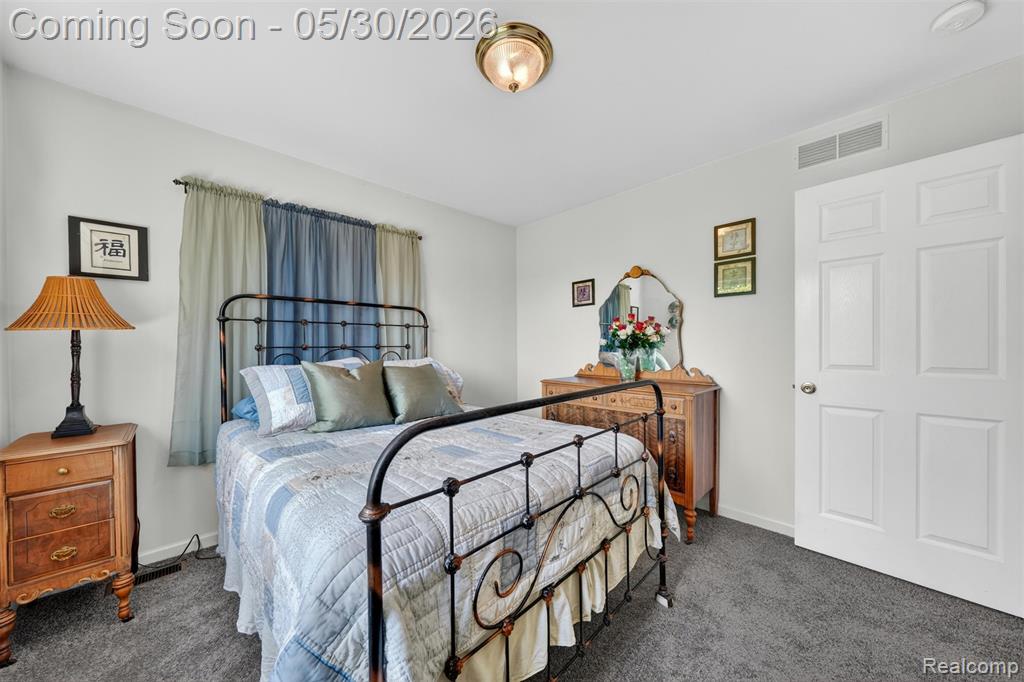18364 Beechwood Street, Roseville, MI 48066 — Photo 30