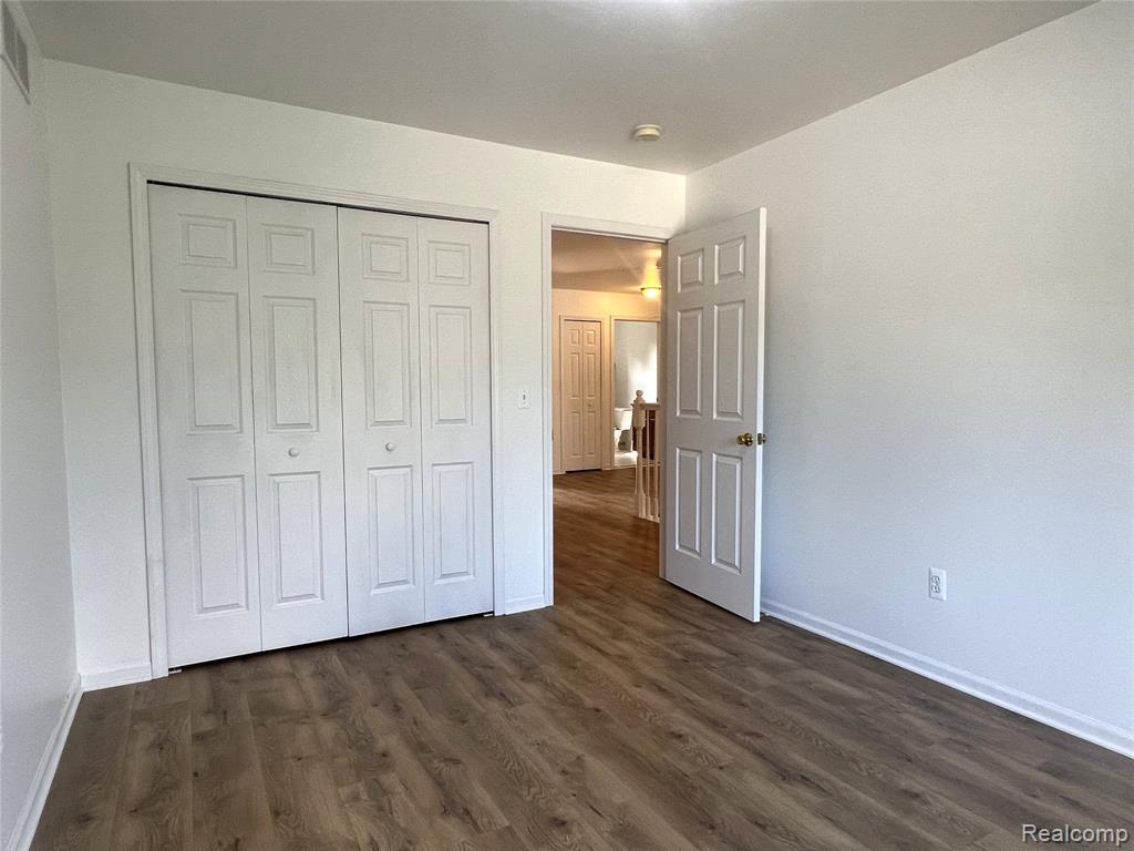 6161 Elarz Drive, Troy, MI 48085 — Photo 44