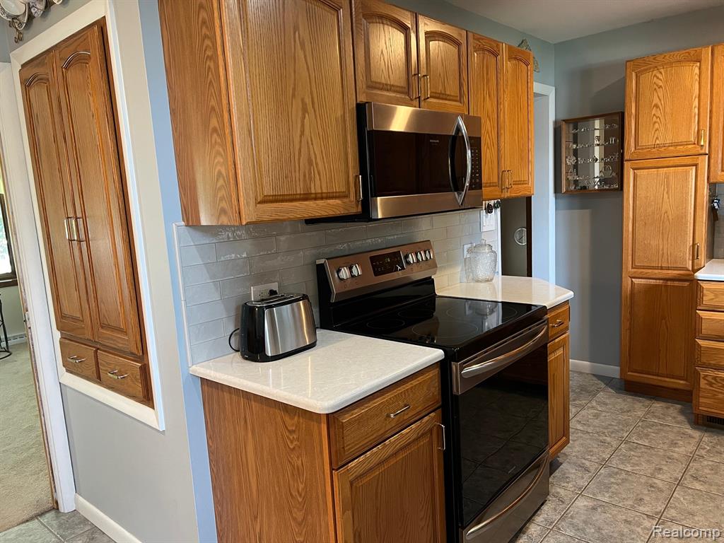 7369 Sheridan Road, Flushing, MI 48433 — Photo 3