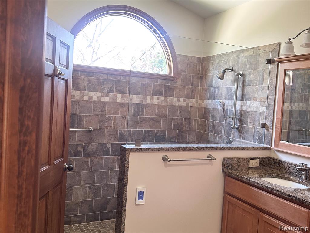 8329 Caribou Trail, Clarkston, MI 48348 — Photo 28