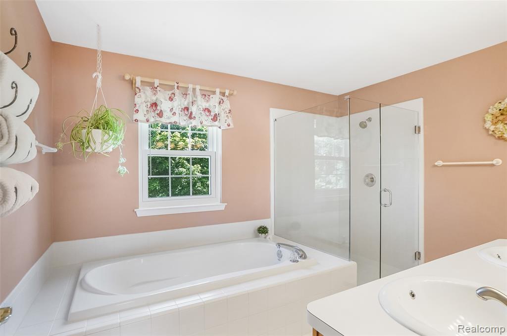 1170 Arabian Court, South Lyon, MI 48178 — Photo 35