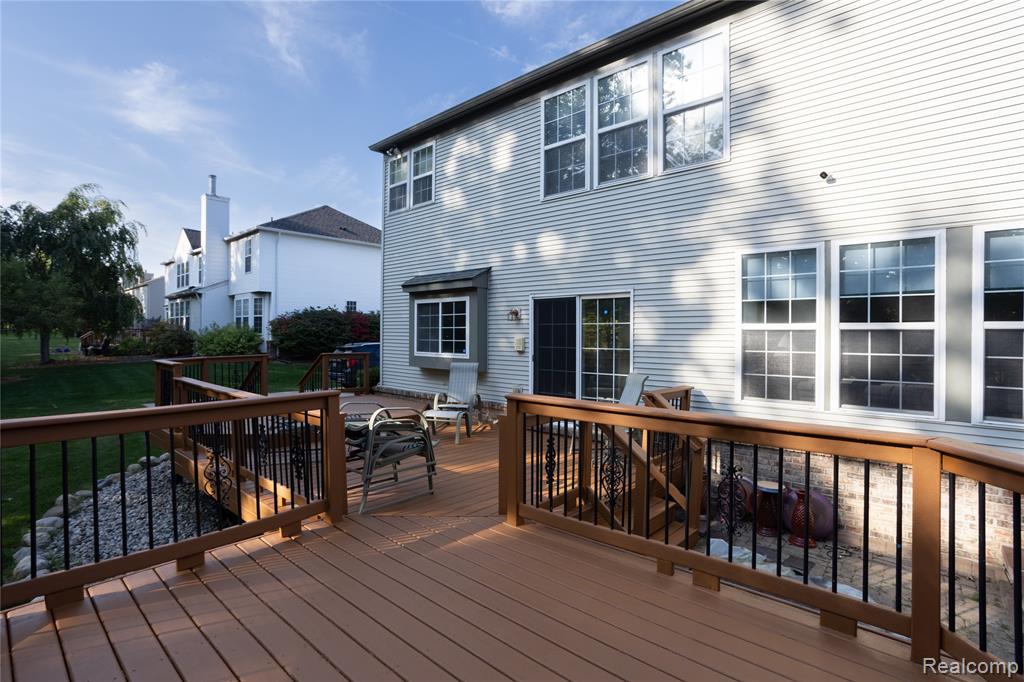 6263 Knob Bend Drive, Grand Blanc, MI 48439 — Photo 32