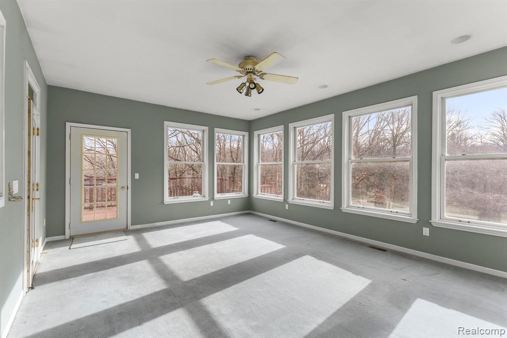 6555 WARREN Road, Ann Arbor, MI 48105 — Photo 33