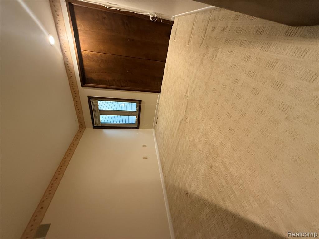 6302 Laurentian Court, Flint, MI 48532 — Photo 28