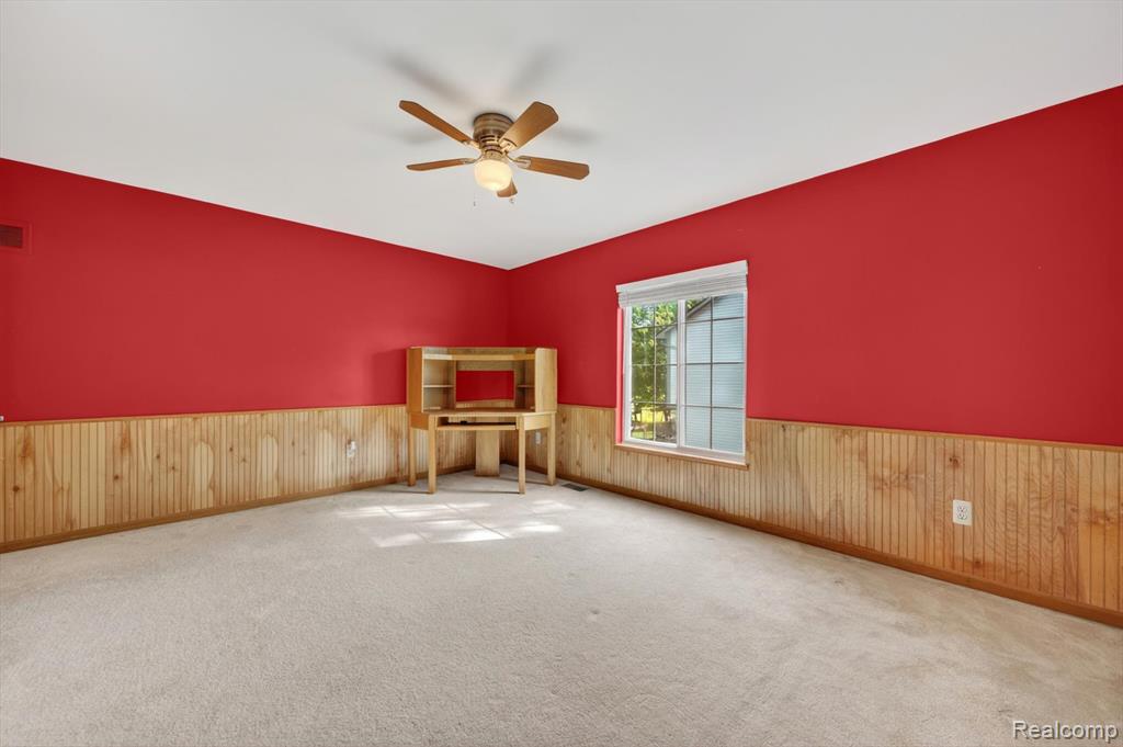 611 THORNEHILL Trail, Oxford, MI 48371 — Photo 36