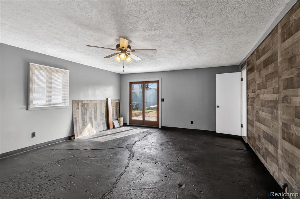 6337 Richalle Street, Brighton, MI 48116 — Photo 32