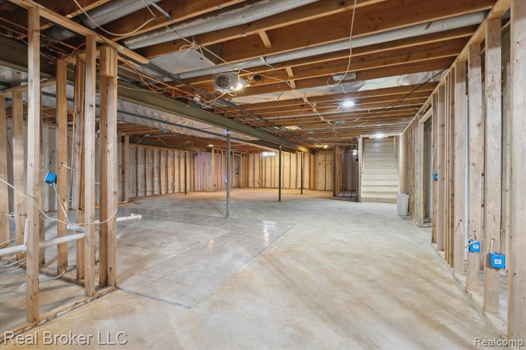 47095 STONY BROOK Drive, Macomb, MI 48044 — Photo 35