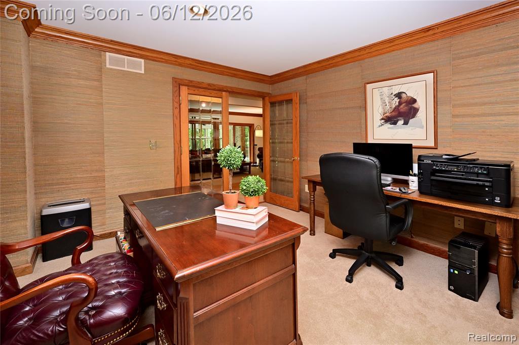 5684 Sussex Court, Troy, MI 48098 — Photo 18