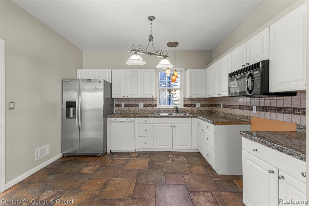 8239 Lafayette Boulevard, Detroit, MI 48209 — Photo 8