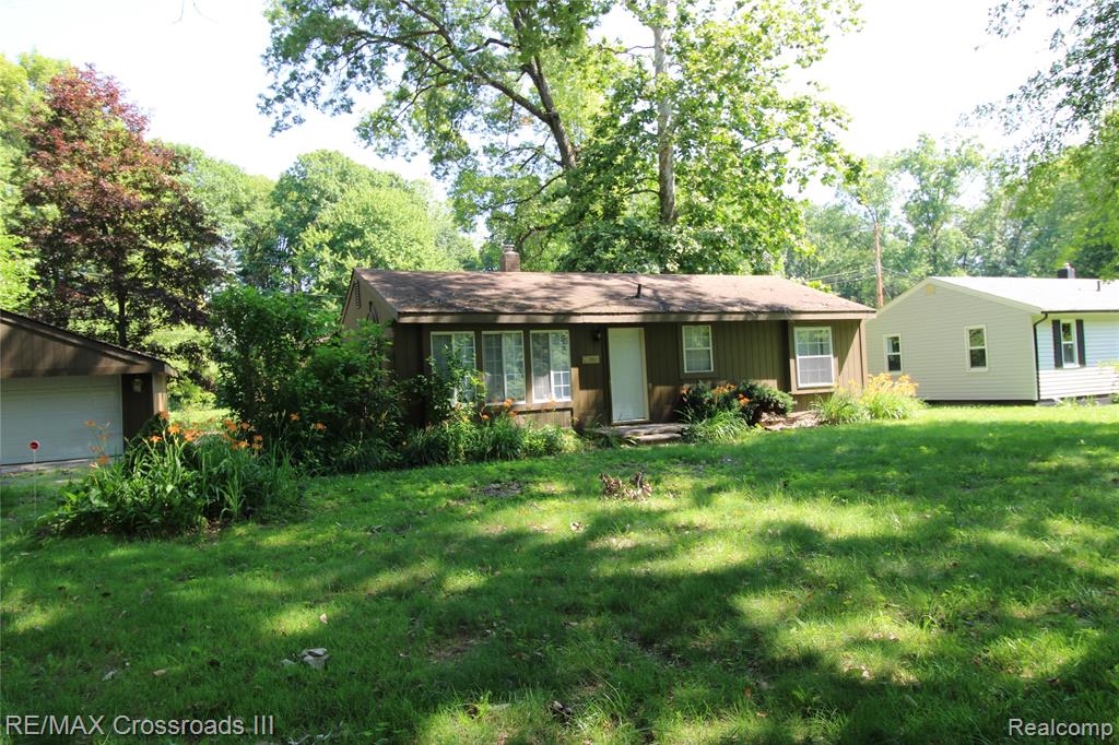 38550 Superior Street, Romulus, MI 48174