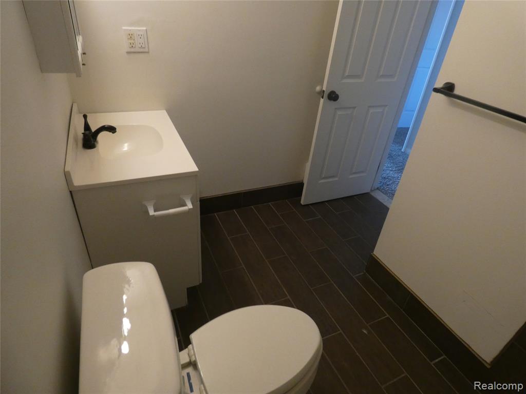1862 Colonial Village Way, 3, Waterford, MI 48328 — Photo 14