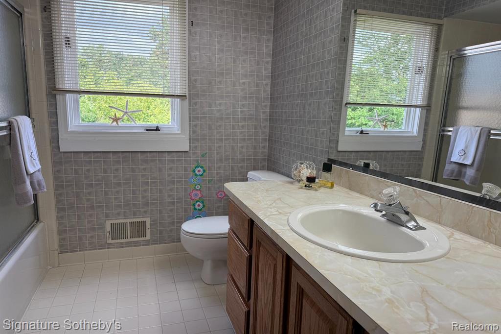 979 Emerson Drive, Troy, MI 48084 — Photo 23