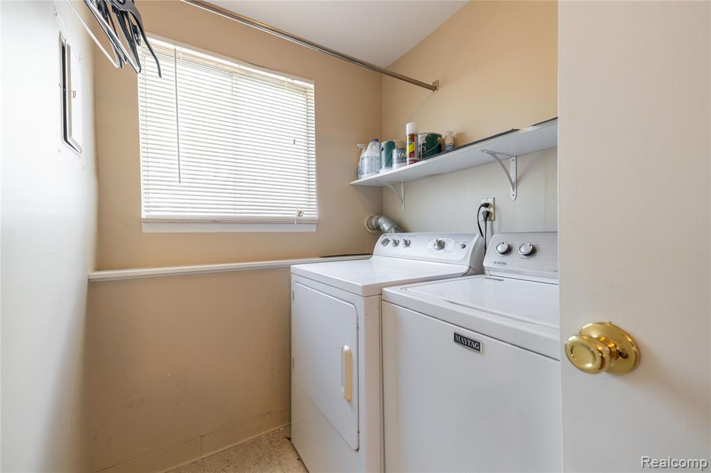 569 Hendrickson Boulevard, Clawson, MI — Photo 28