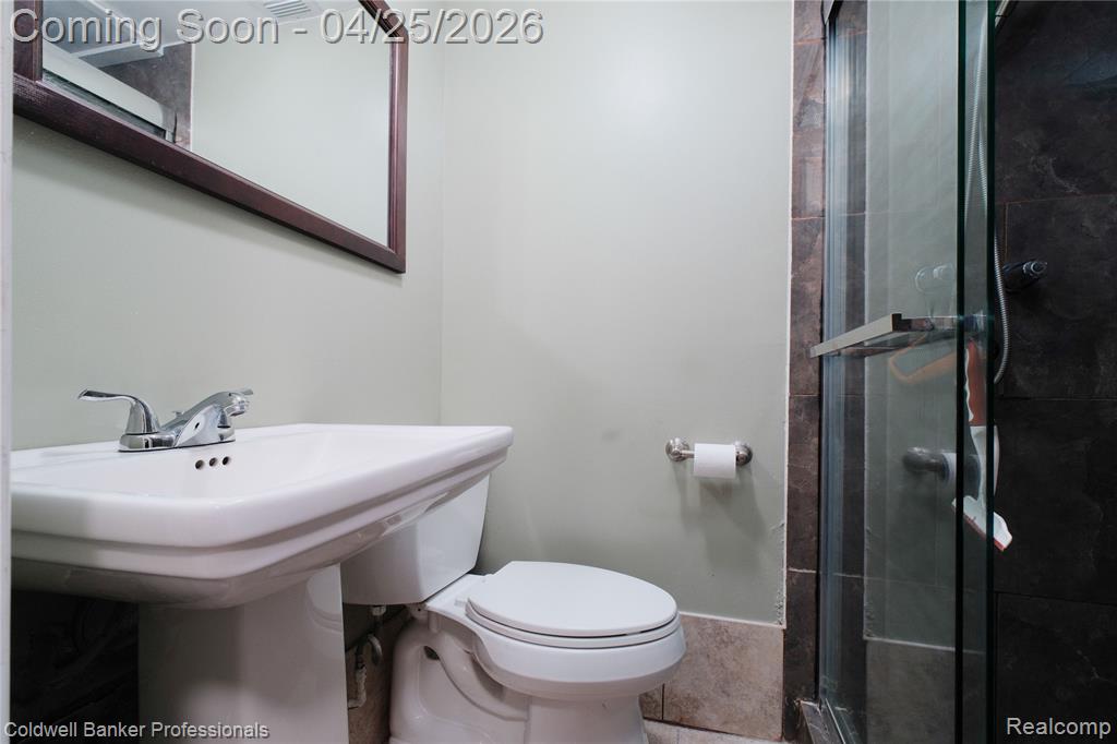 6182 Drexel Street, Dearborn Heights, MI 48127 — Photo 32
