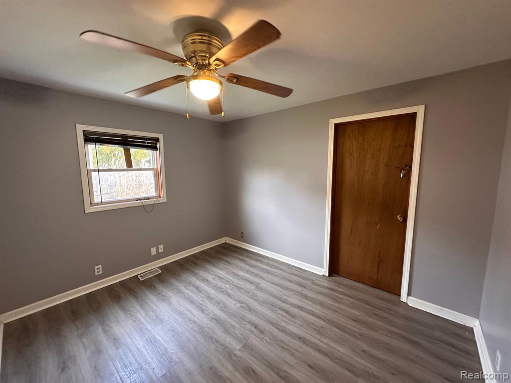 5324 SOUTHWAY Drive, Swartz Creek, MI 48473 — Photo 20