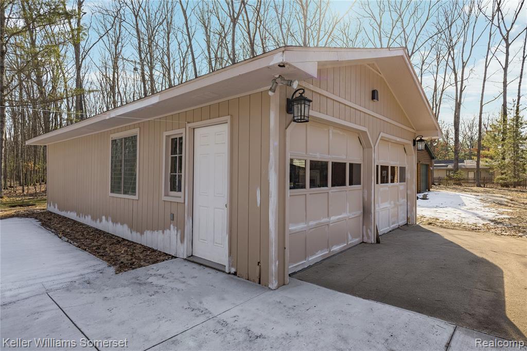 208 Hitchcock Avenue, Roscommon, MI 48653 — Photo 42