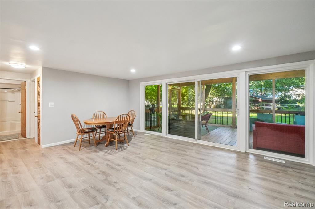 40 Endicott Drive, Howell, MI 48843 — Photo 16