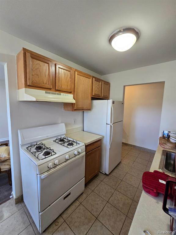 45270 KEDING Street, 103, Utica, MI 48317 — Photo 5