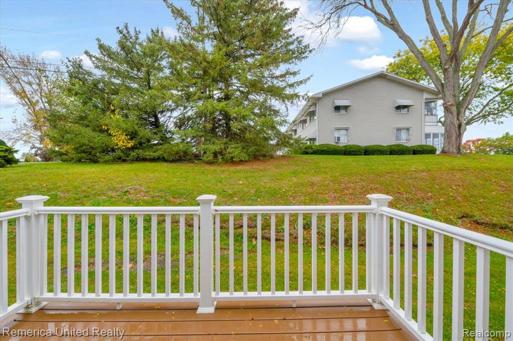 5908 Woodruff View Drive, Brighton, MI 48116 — Photo 28