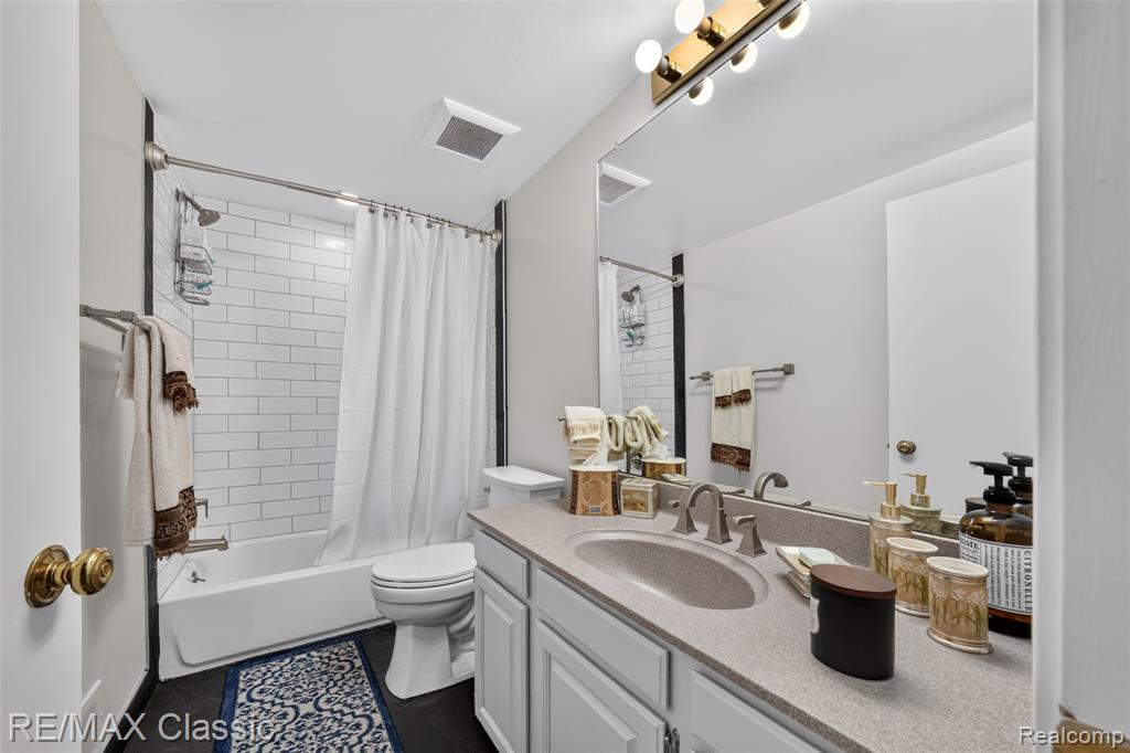 727 Arbor Court, Bloomfield Hills, MI 48304 — Photo 41
