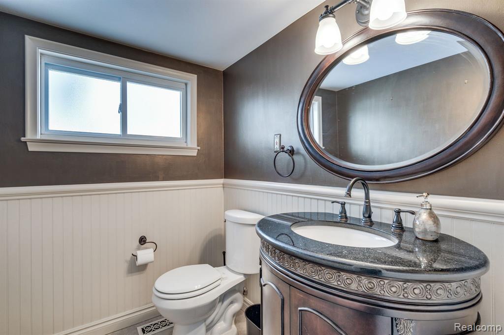 53270 AULGUR Drive, Shelby Twp, MI 48316 — Photo 9