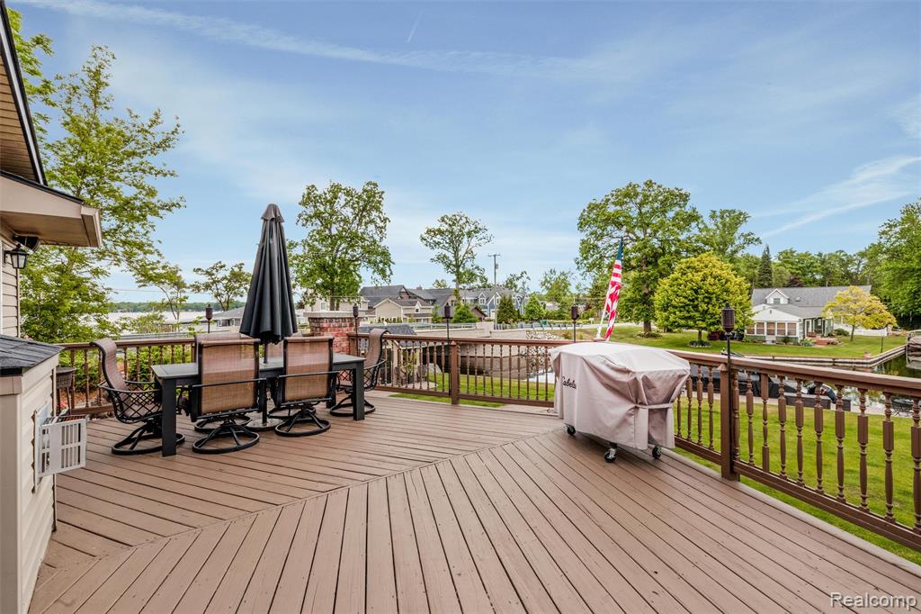 8950 Riverview, Pinckney, MI 48169 — Photo 51