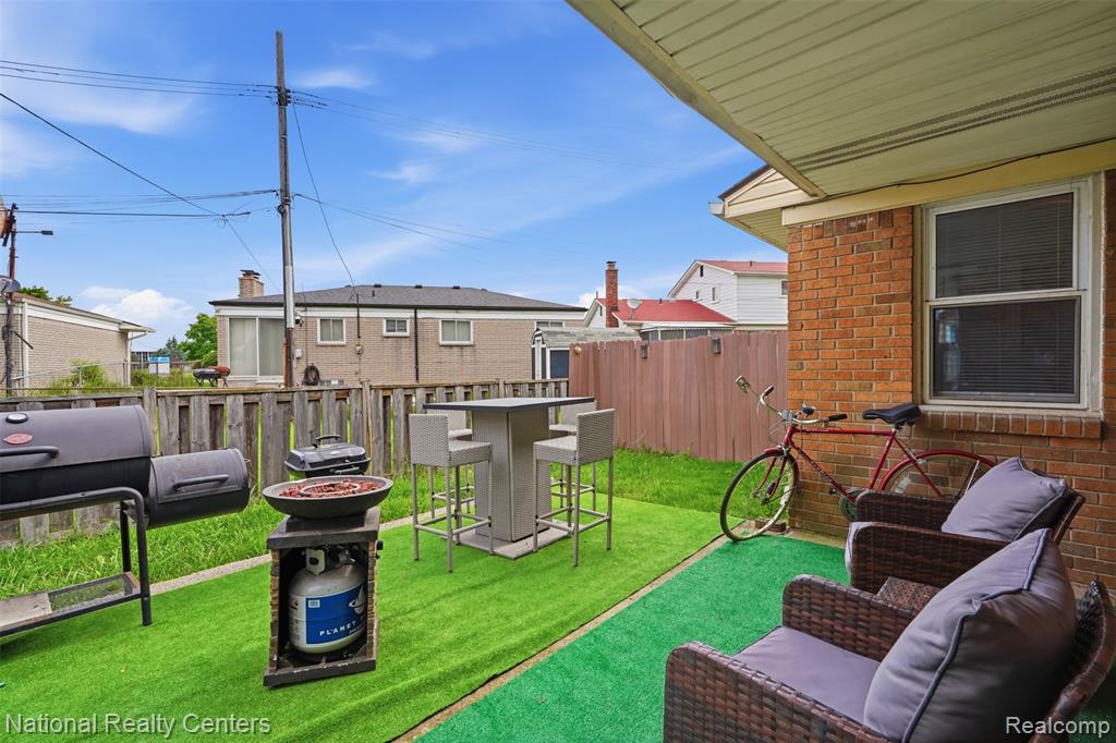 8345 Sirron Street, Detroit, MI 48234 — Photo 15