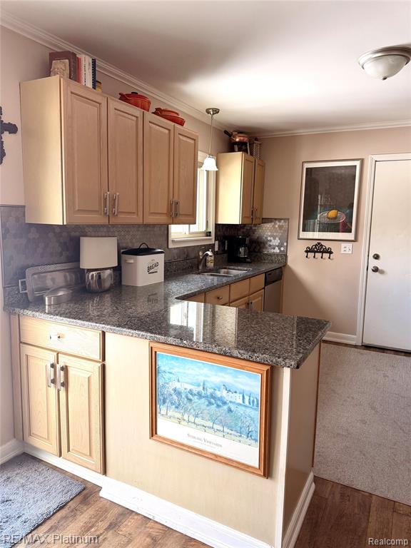 7085 Rivertown Road, Swartz Creek, MI 48473 — Photo 5