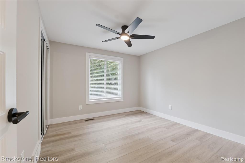 8721 Kennedy Circle North, 4, Warren, MI 48093 — Photo 31