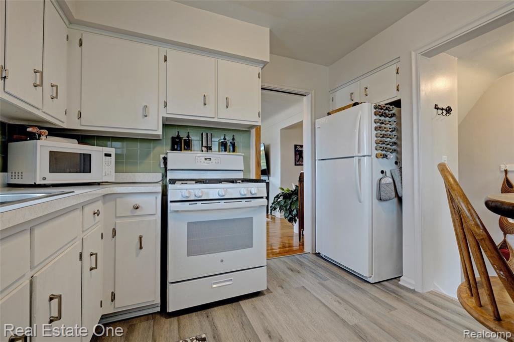 9772 Crawford Road, Columbus, MI — Photo 12