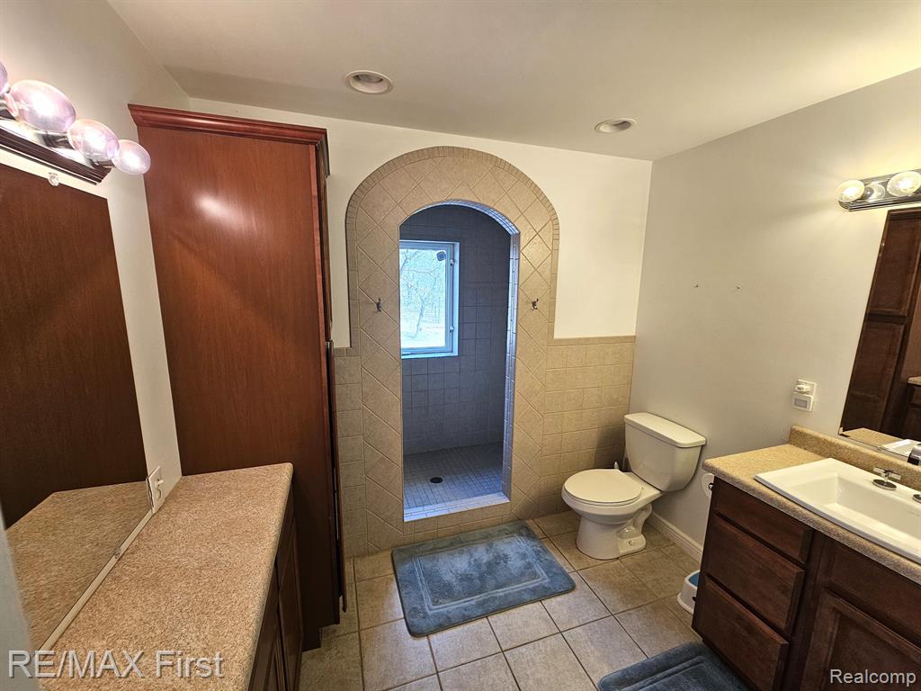 700 BYRAM LAKE Drive, Linden, MI 48451 — Photo 11