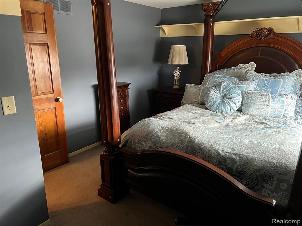 1198 KNIGHTSBRIDGE Road, Canton, MI 48187 — Photo 15