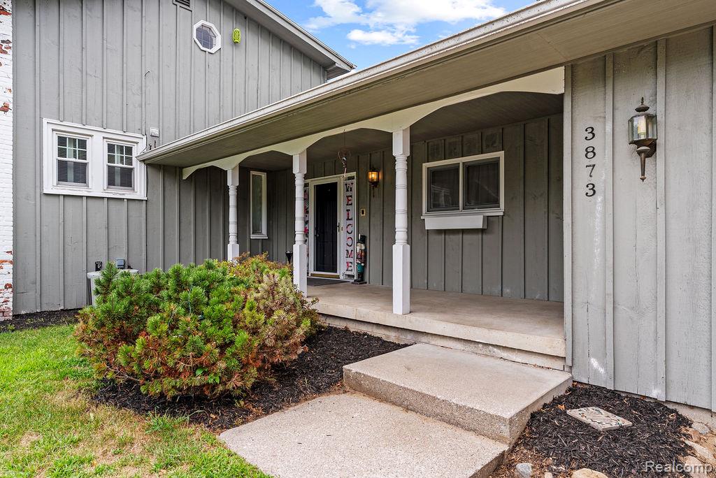 3873 State Street, Bridgeport, MI 48722 — Photo 5