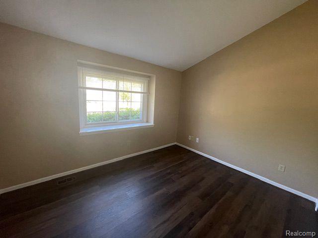 6871 TANGLE WOOD, Waterford, MI 48327 — Photo 15