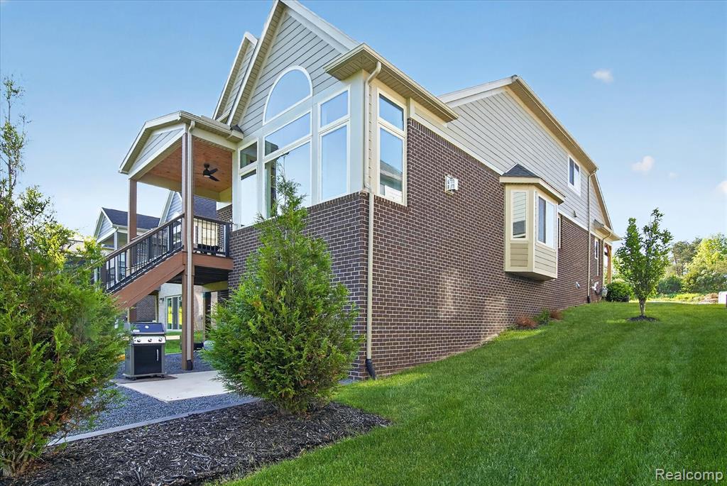 8236 Stoney Creek Drive, South Lyon, MI 48178 — Photo 14