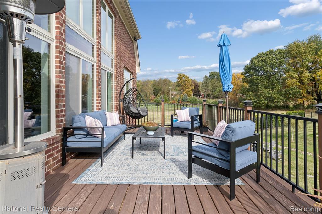 9888 Meadow View Court, Northville, MI 48167 — Photo 59