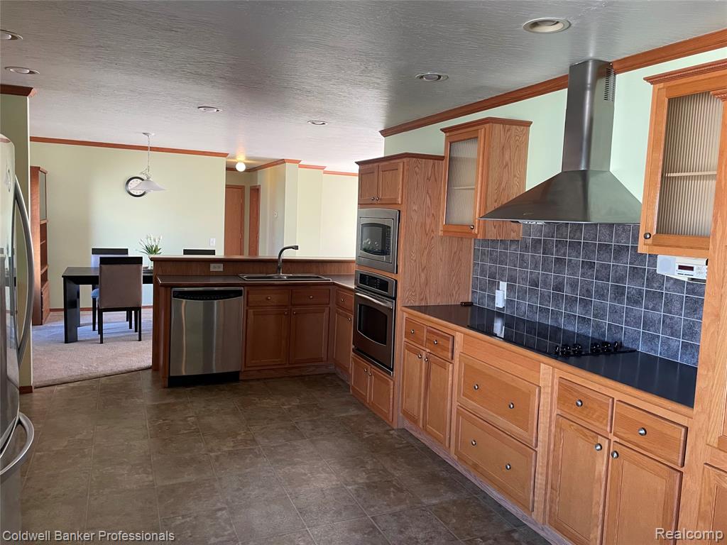 2679 Manatee Court, Lapeer, MI 48446 — Photo 6