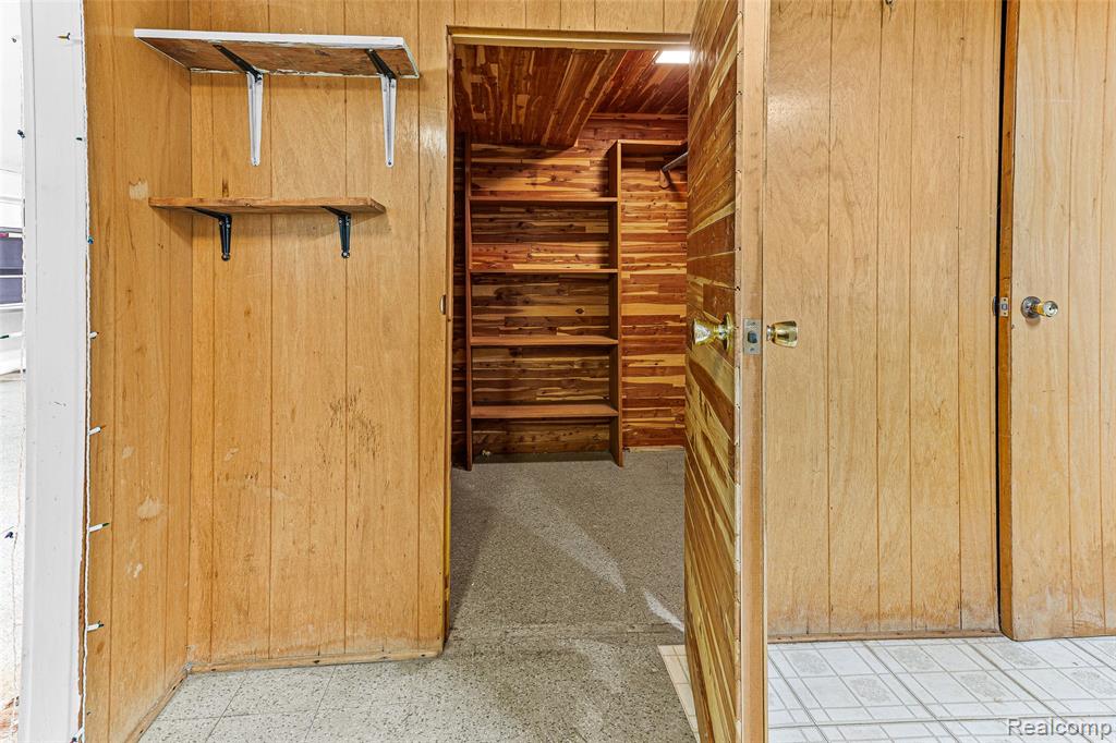 5743 Plainfield Street, Dearborn Heights, MI 48127 — Photo 33