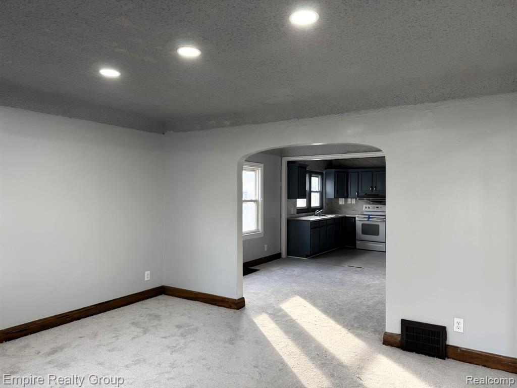 4454 Monroe Street, Dearborn Heights, MI 48125 — Photo 4
